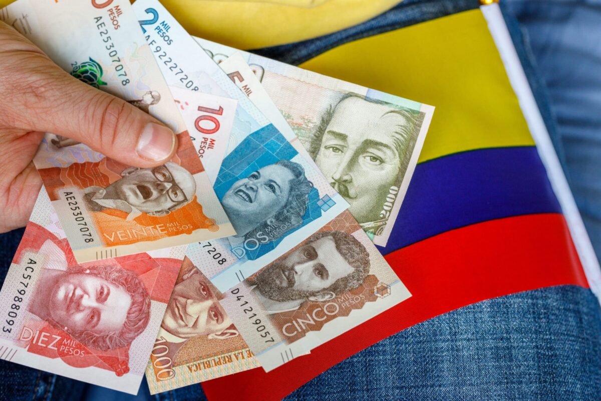 Así se negociará el salario mínimo de Colombia Portada